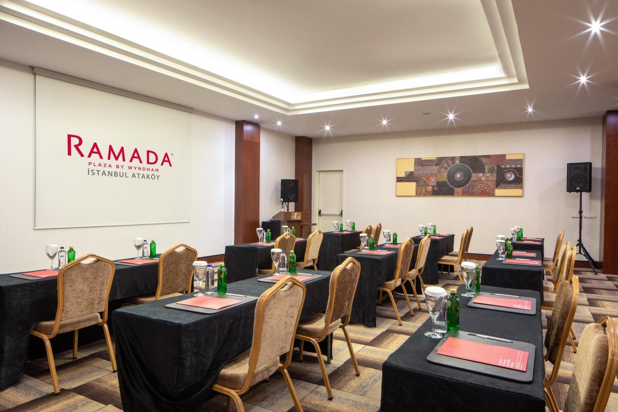 Ramada Plaza By Wyndham Istanbul Atakoy Hotel Kültér fotó
