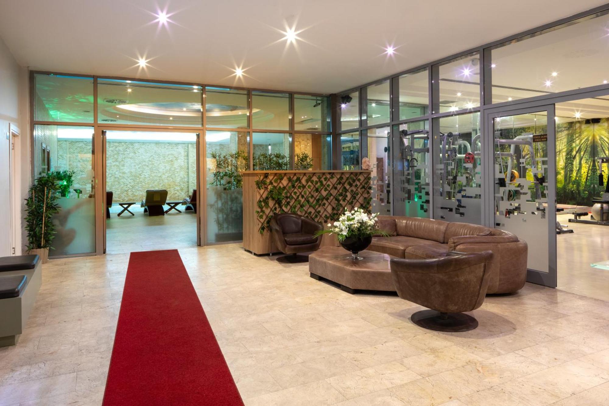 Ramada Plaza By Wyndham Istanbul Atakoy Hotel Kültér fotó