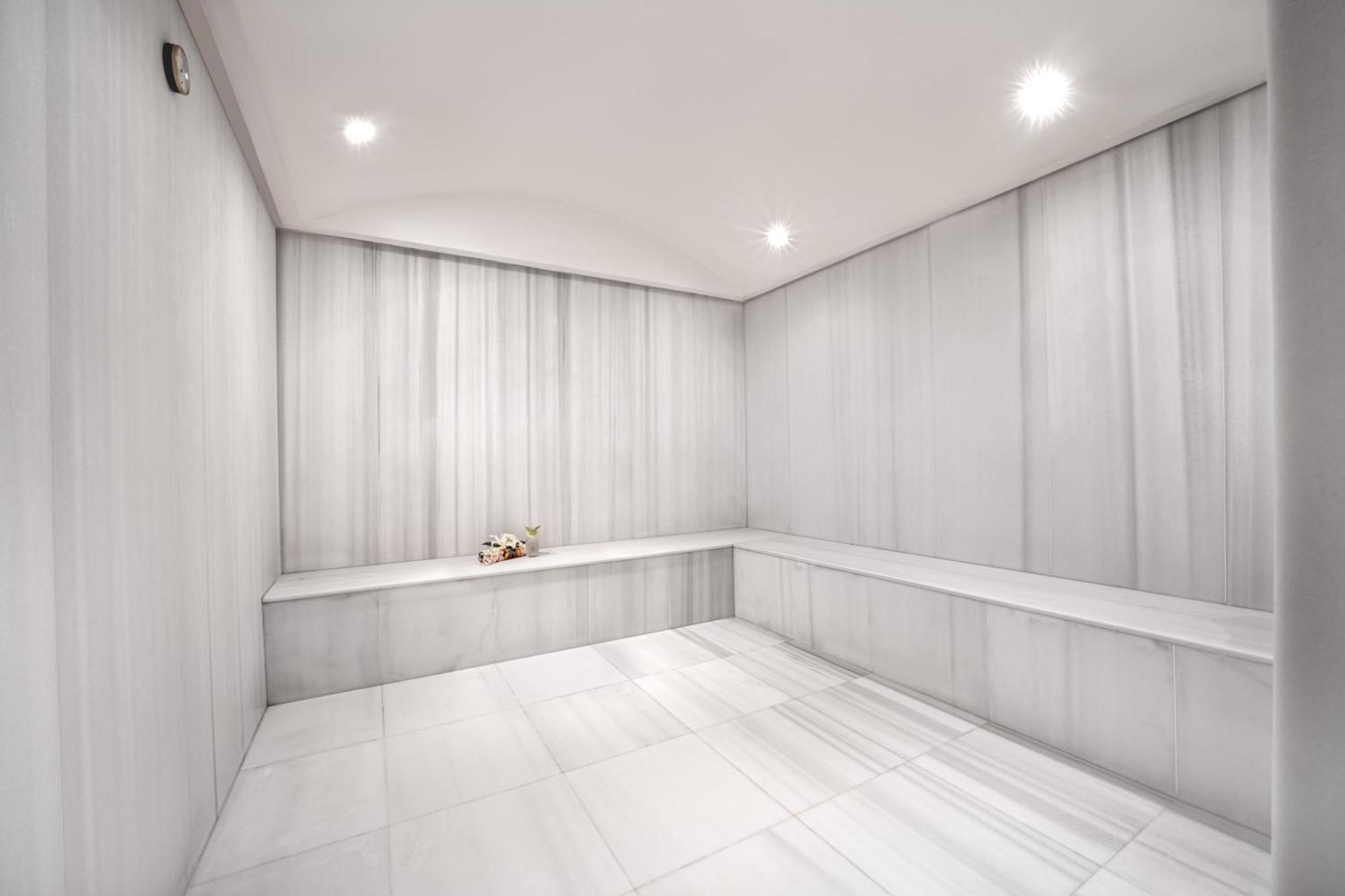 Ramada Plaza By Wyndham Istanbul Atakoy Hotel Kültér fotó