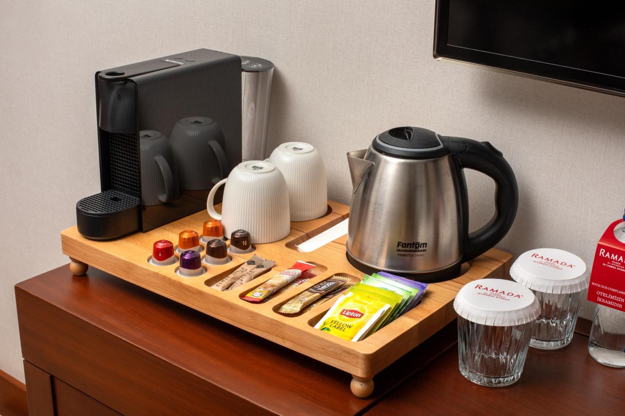 Ramada Plaza By Wyndham Istanbul Atakoy Hotel Kültér fotó