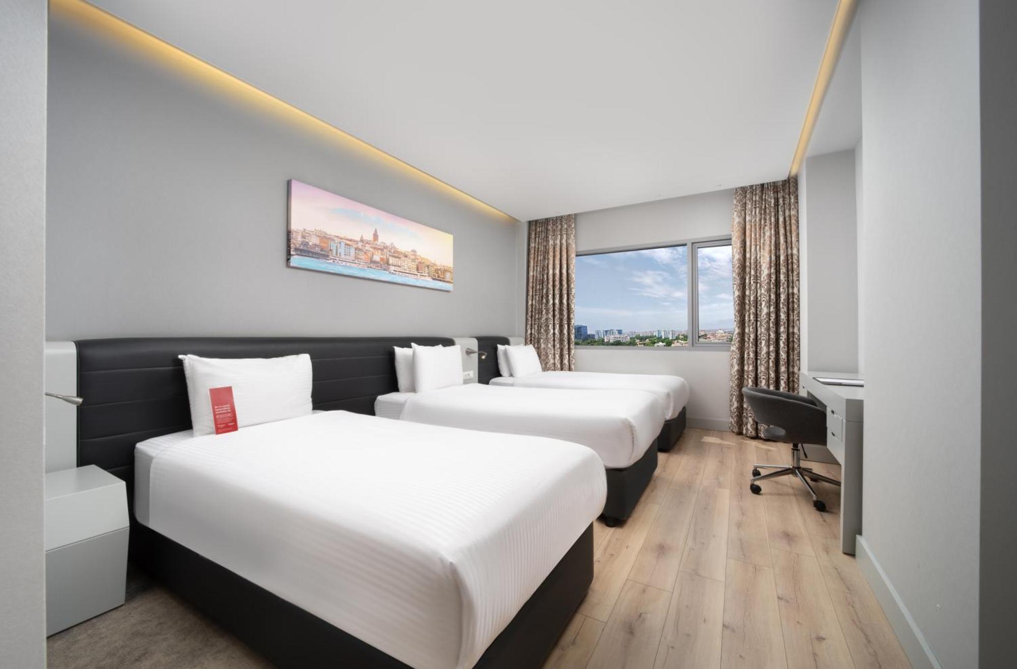 Ramada Plaza By Wyndham Istanbul Atakoy Hotel Kültér fotó